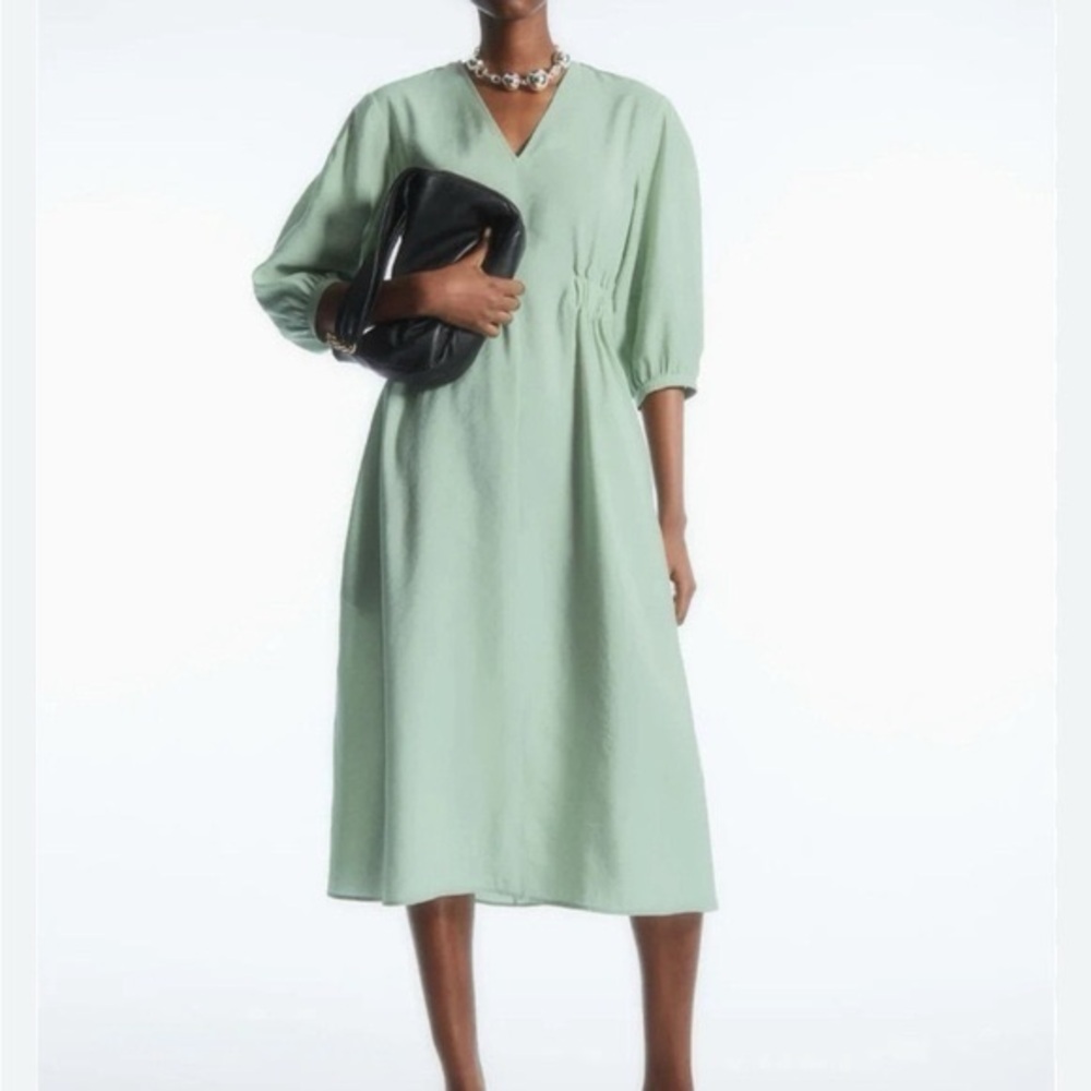 COS Voluminous V-Neck Light Green Midi Dress Size 8